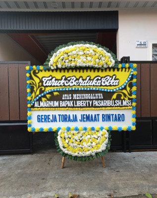 Papan Bunga Duka di Alor