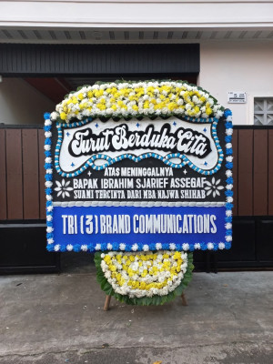 Papan Bunga Duka di Alor